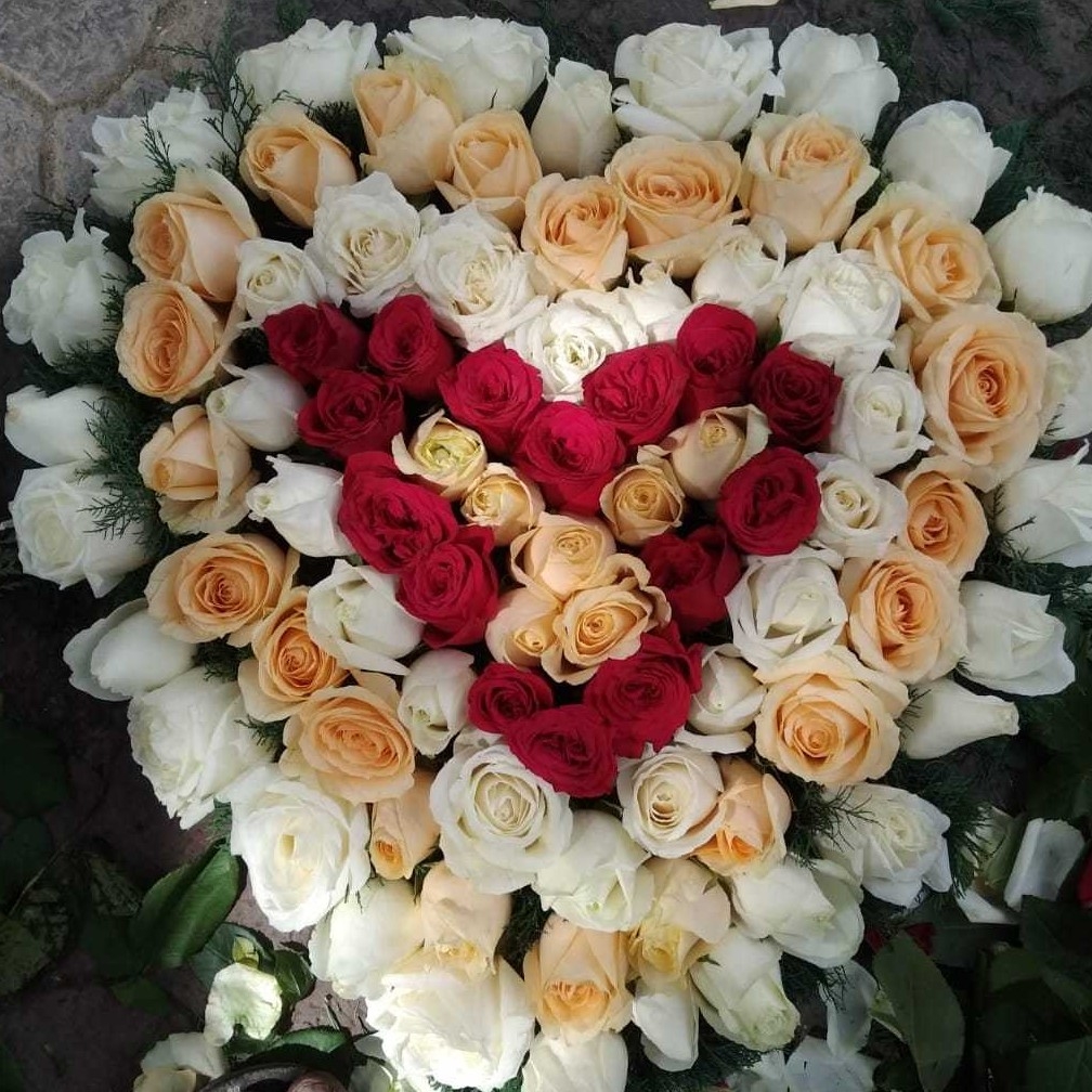 AMIT FLORIST 🌹 logo