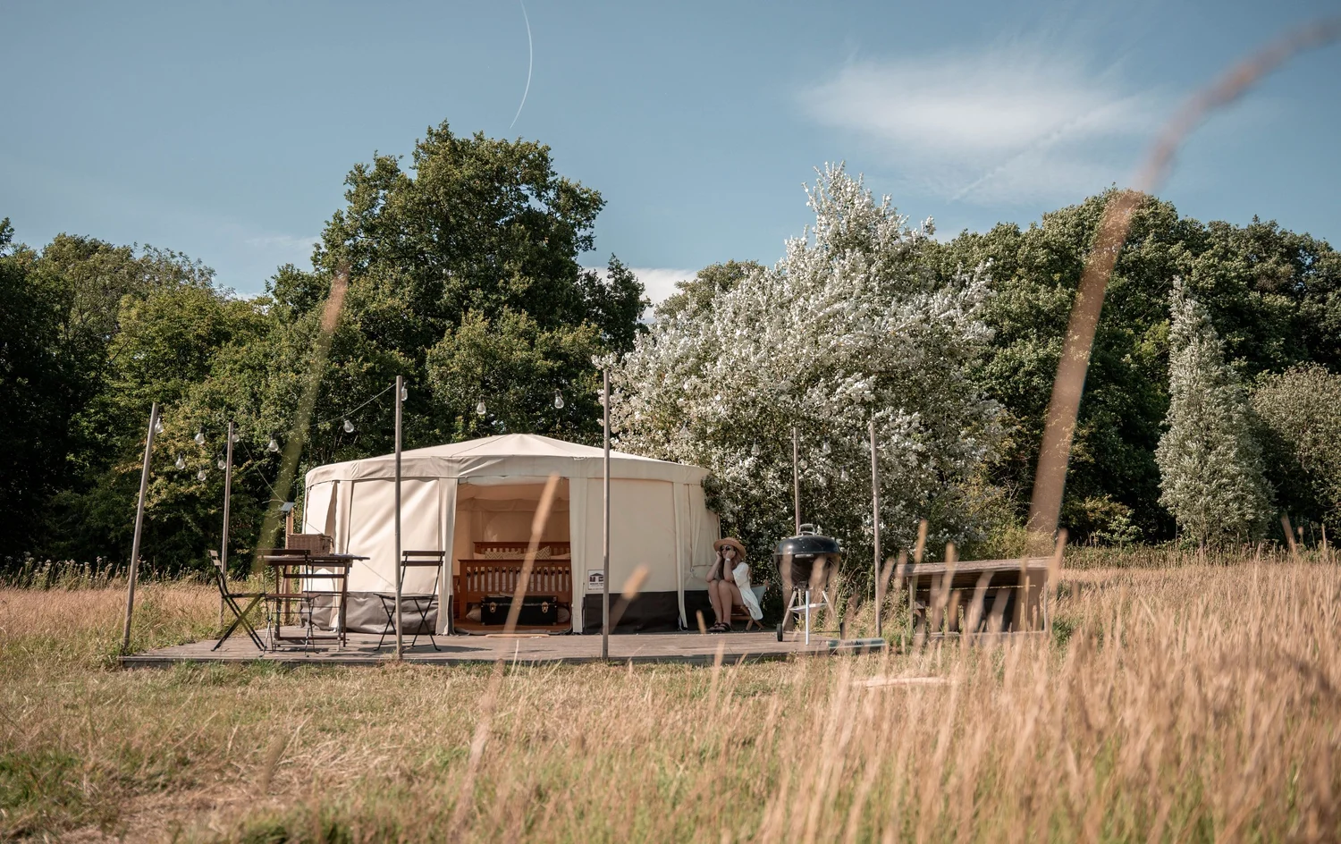 Home Farm Glamping logo