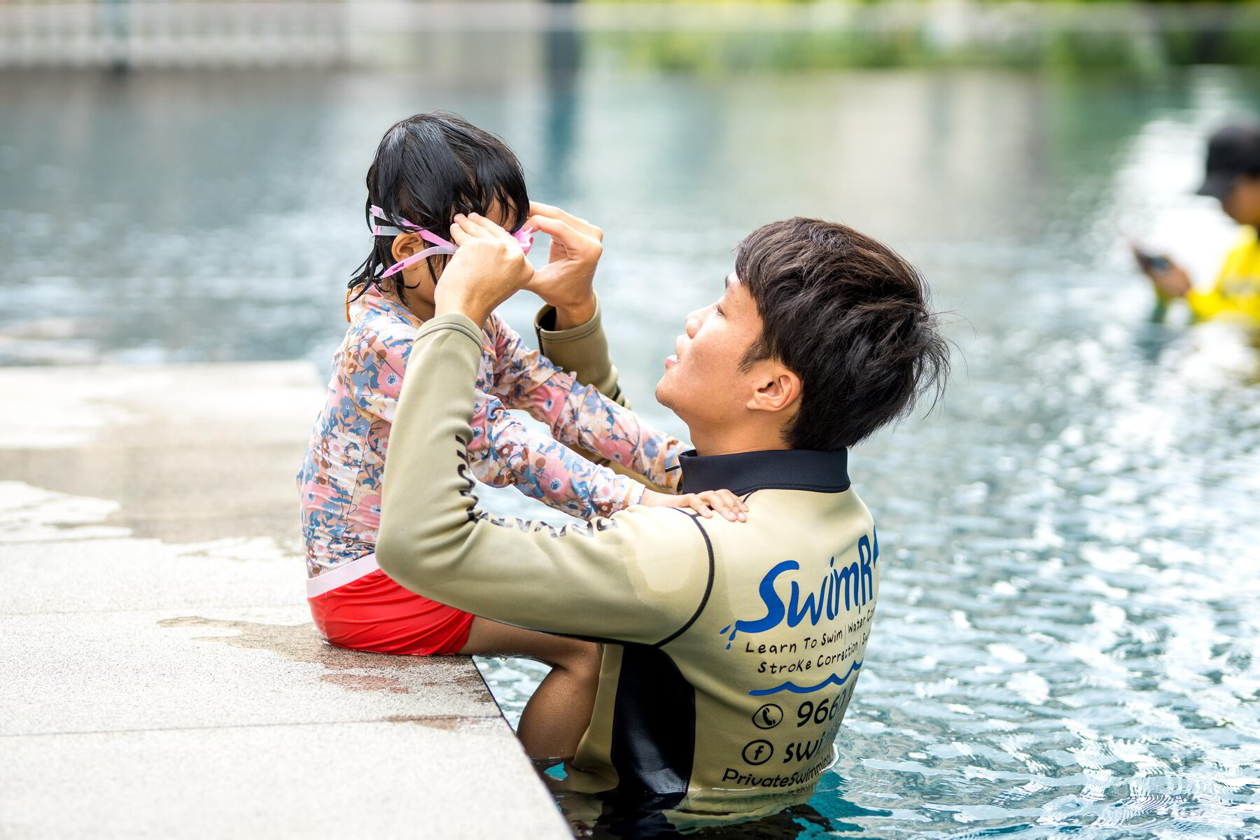SwimRay Swimming Lessons Singapore logo